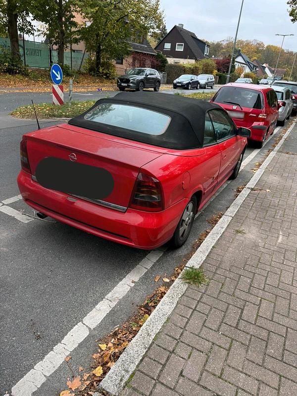 Gebraucht Opel Astra Cabriolet 125 PS (91 kW) 2002 Rot Cabrio