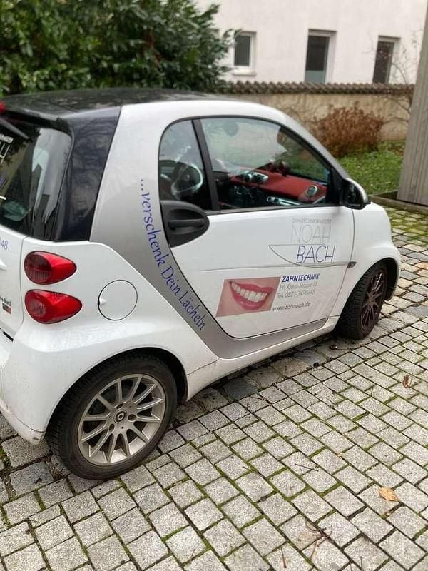 Gebraucht Smart ForTwo Coupé 75 PS (55 kW) 2011 Silber Coupé
