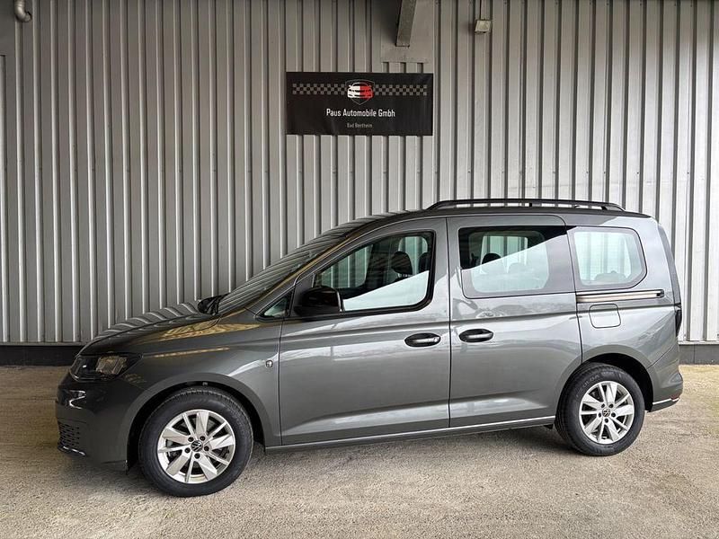 Gebraucht VW Caddy Life 122 PS (89 kW) 2022 Grau Van / Kleinbus