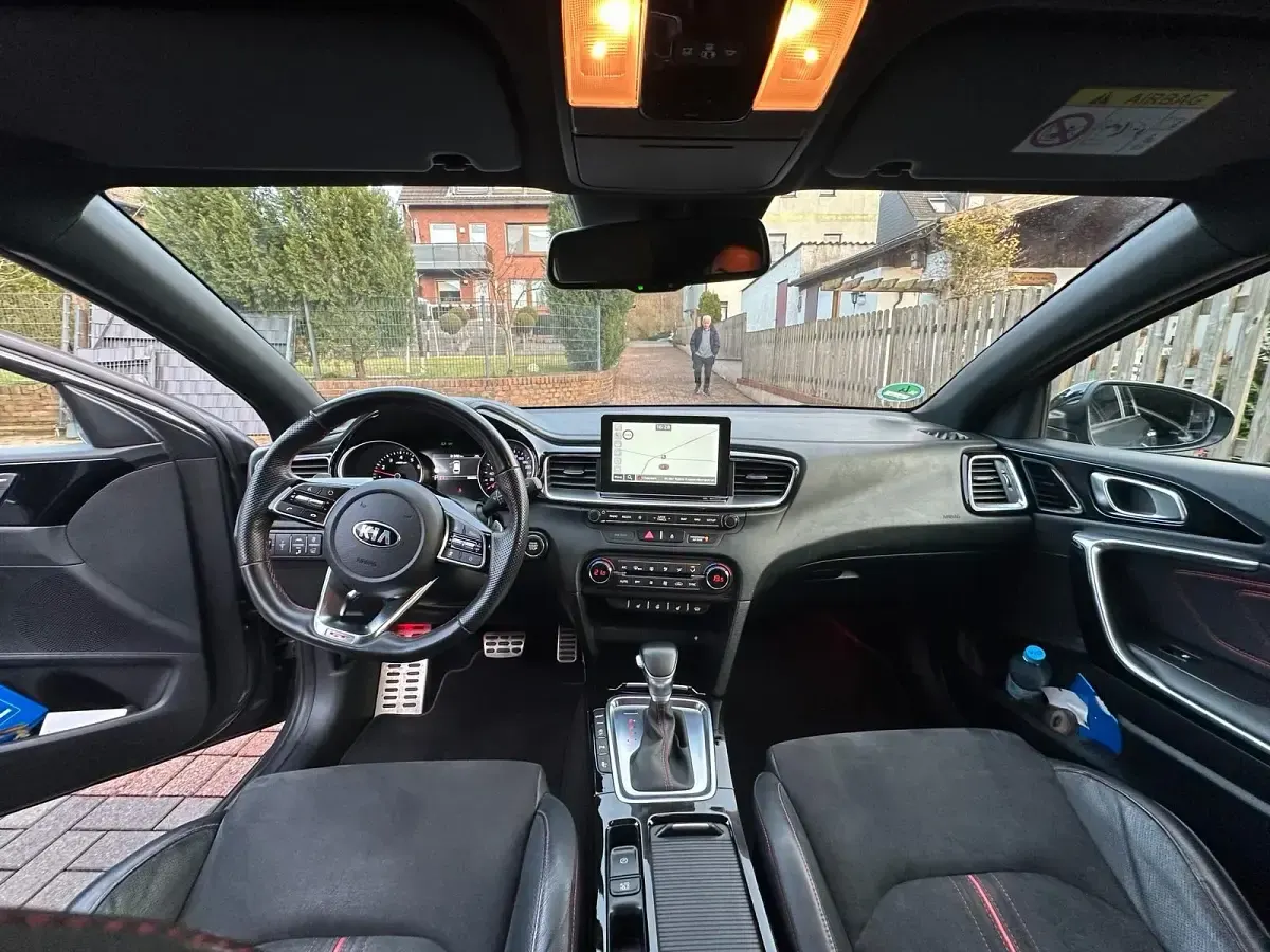 Używany Kia ProCeed GT 204 KM (150 kW) 2018 Szary Kombi