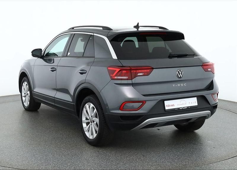 Gebraucht VW T-Roc 150 PS (110 kW) 2024 Grau SUV