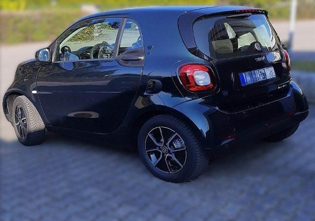 Gebraucht Smart ForTwo Coupé 60 kW (82 PS) 2022 Grün metallic Coupé