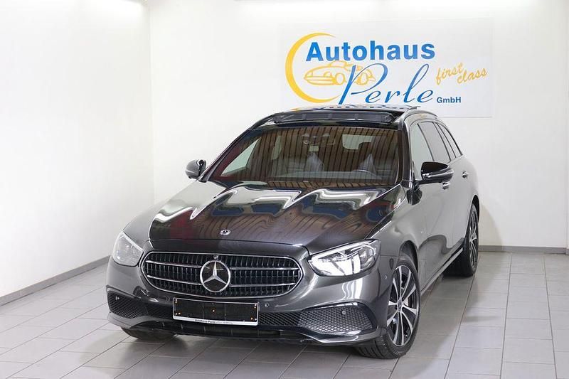 Gebraucht Mercedes E300 306 PS (225 kW) 2021 Grau Limousine