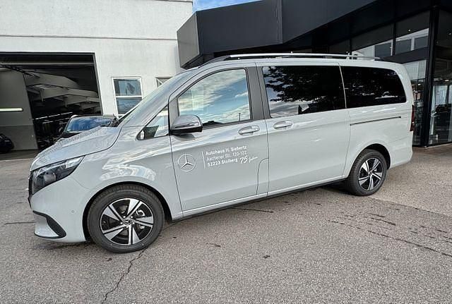 Gebraucht Mercedes V250 190 PS (139 kW) 2025 Grau Van / Kleinbus