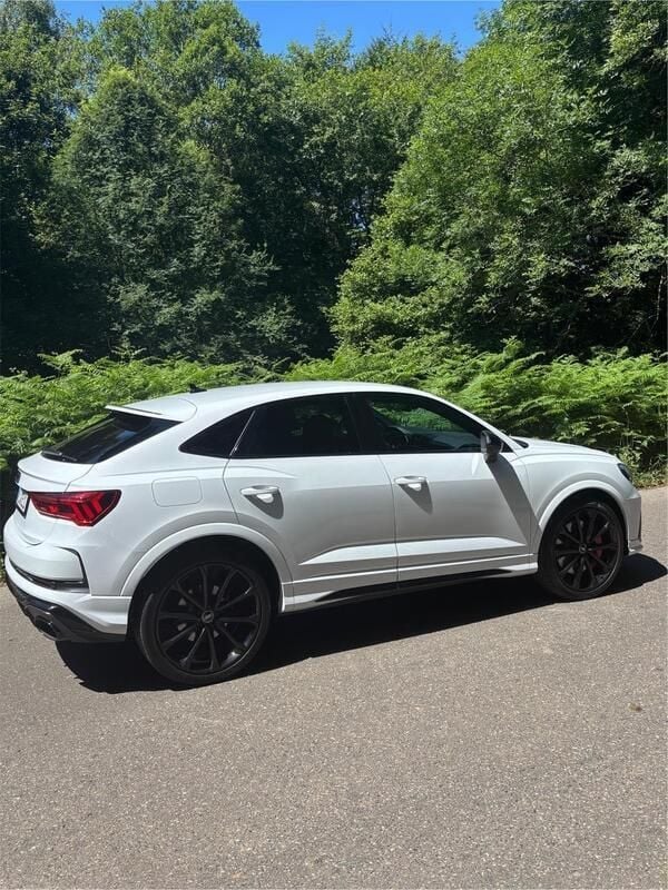 Weiß Gebraucht 2022 Audi RS Q3 Sportback SUV | 53.999 € (Superpreis) - Bild 1/4