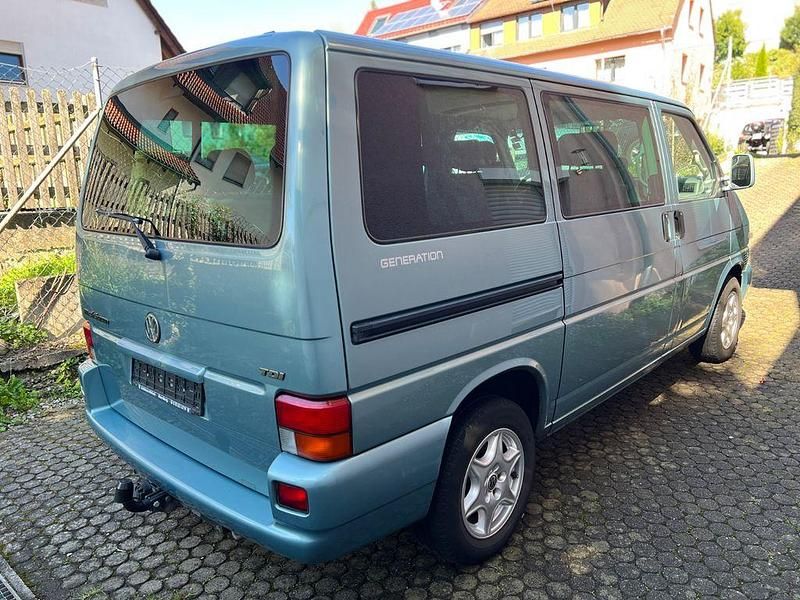 Second-hand VW T4 102 CP (75 kW) 2000 Verde Van