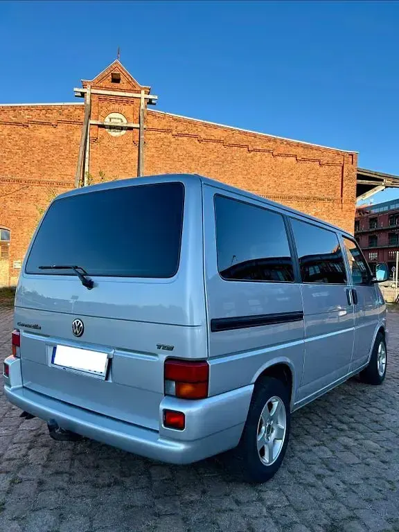 Gebraucht VW T4 102 PS (75 kW) 2001 Silber Van