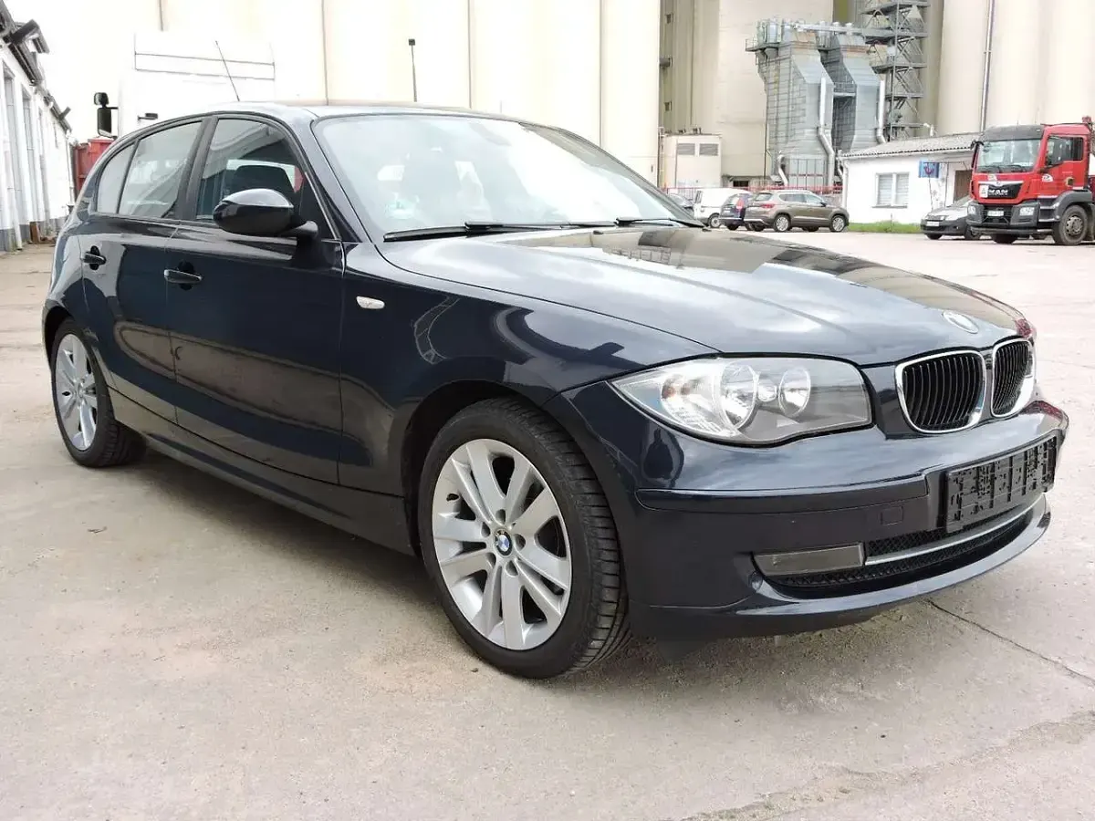 Gebraucht BMW 116 122 PS (89 kW) 2007 Monacoblau metallic Kleinwagen
