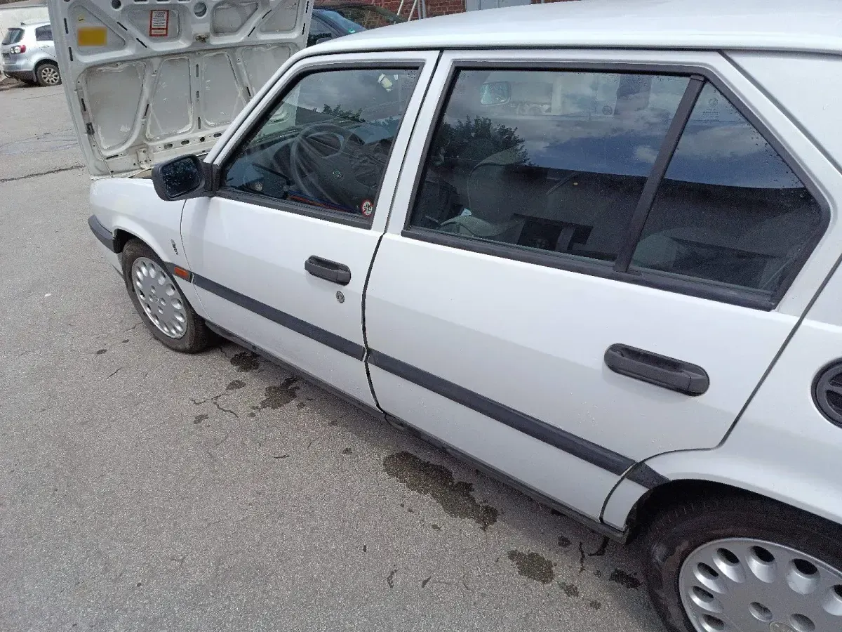 Gebraucht Alfa Romeo 33 107 PS (78 kW) 1990 Weiß Limousine