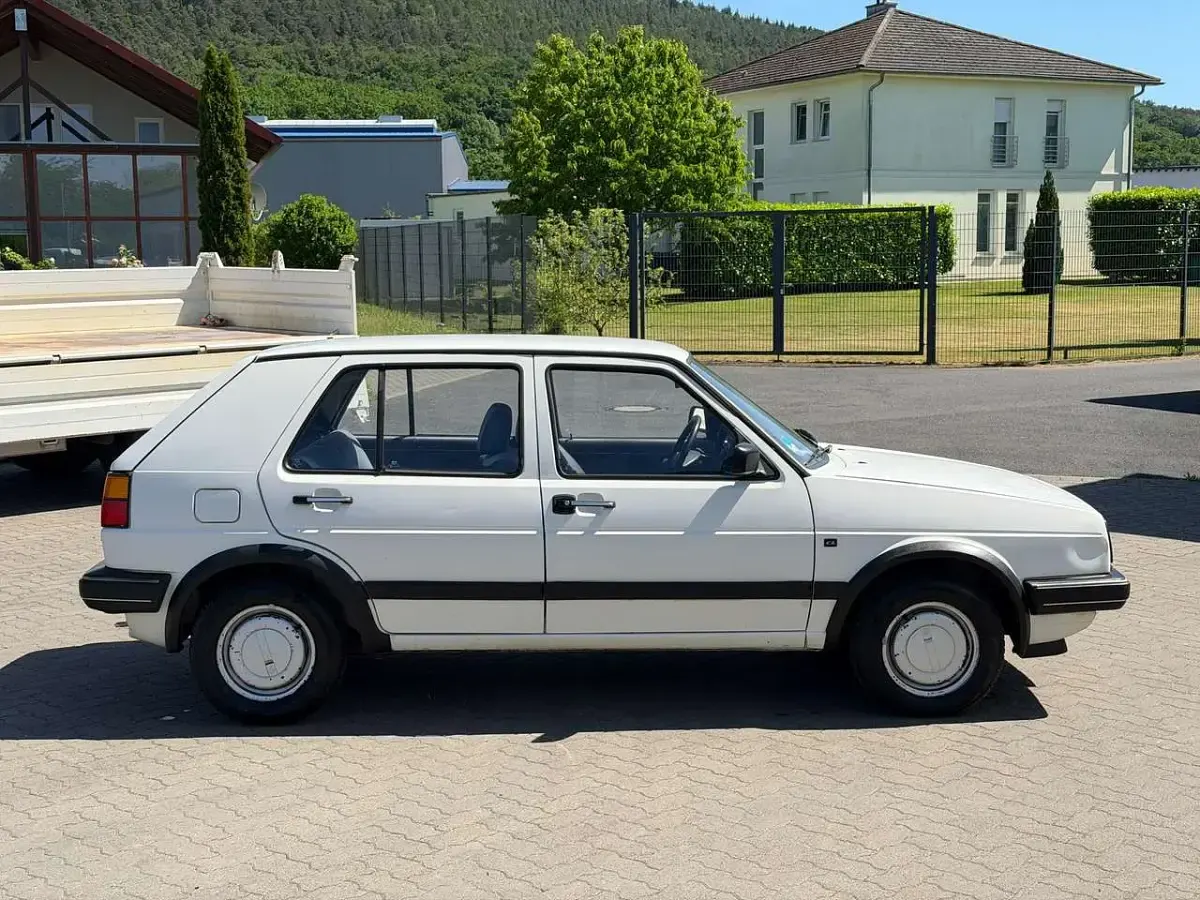 Gebraucht VW Golf II S 72 PS (52 kW) 1987 Weiß Kleinwagen
