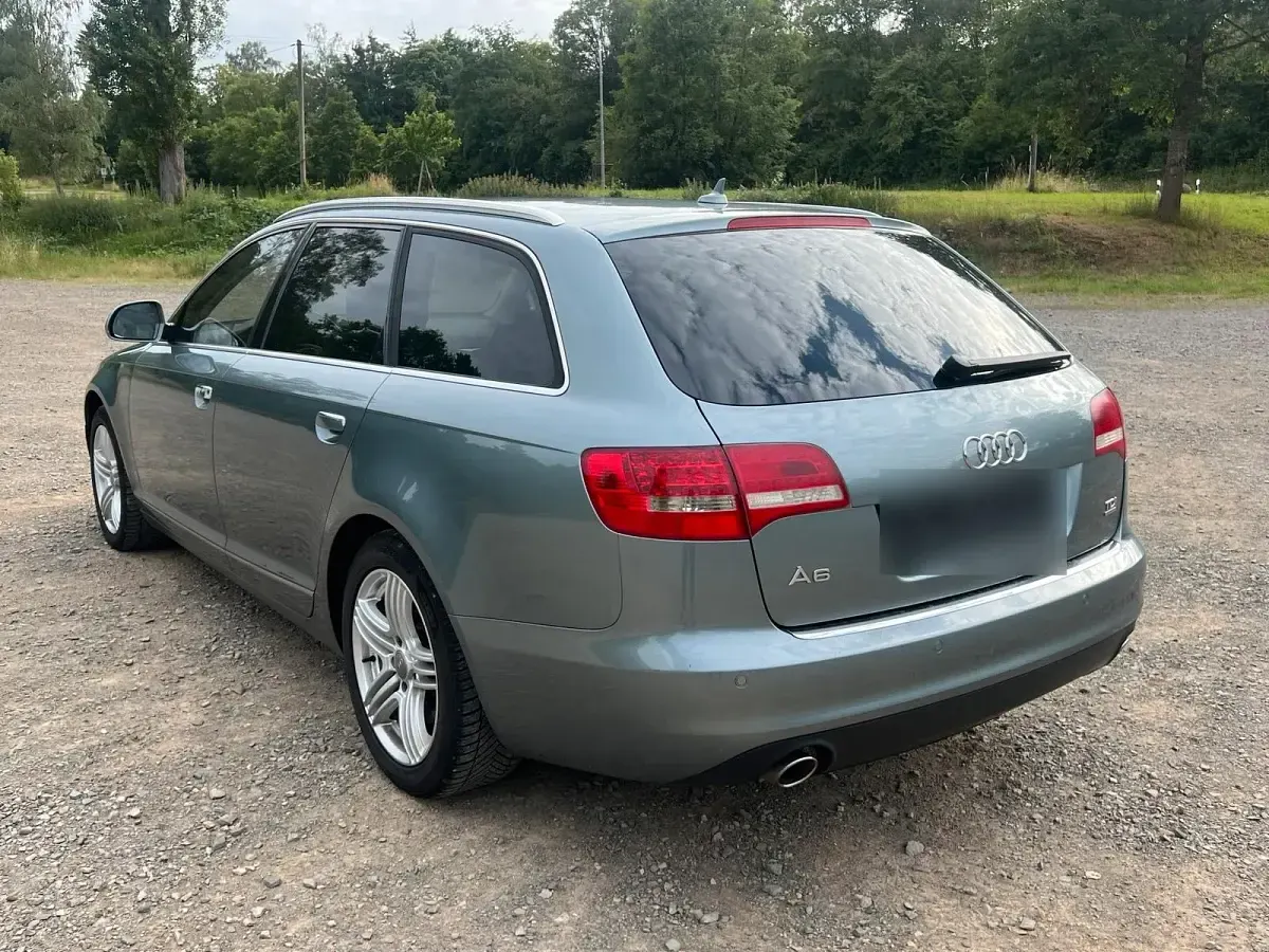 Gebraucht Audi A6 239 PS (175 kW) 2011 Grau Kombi