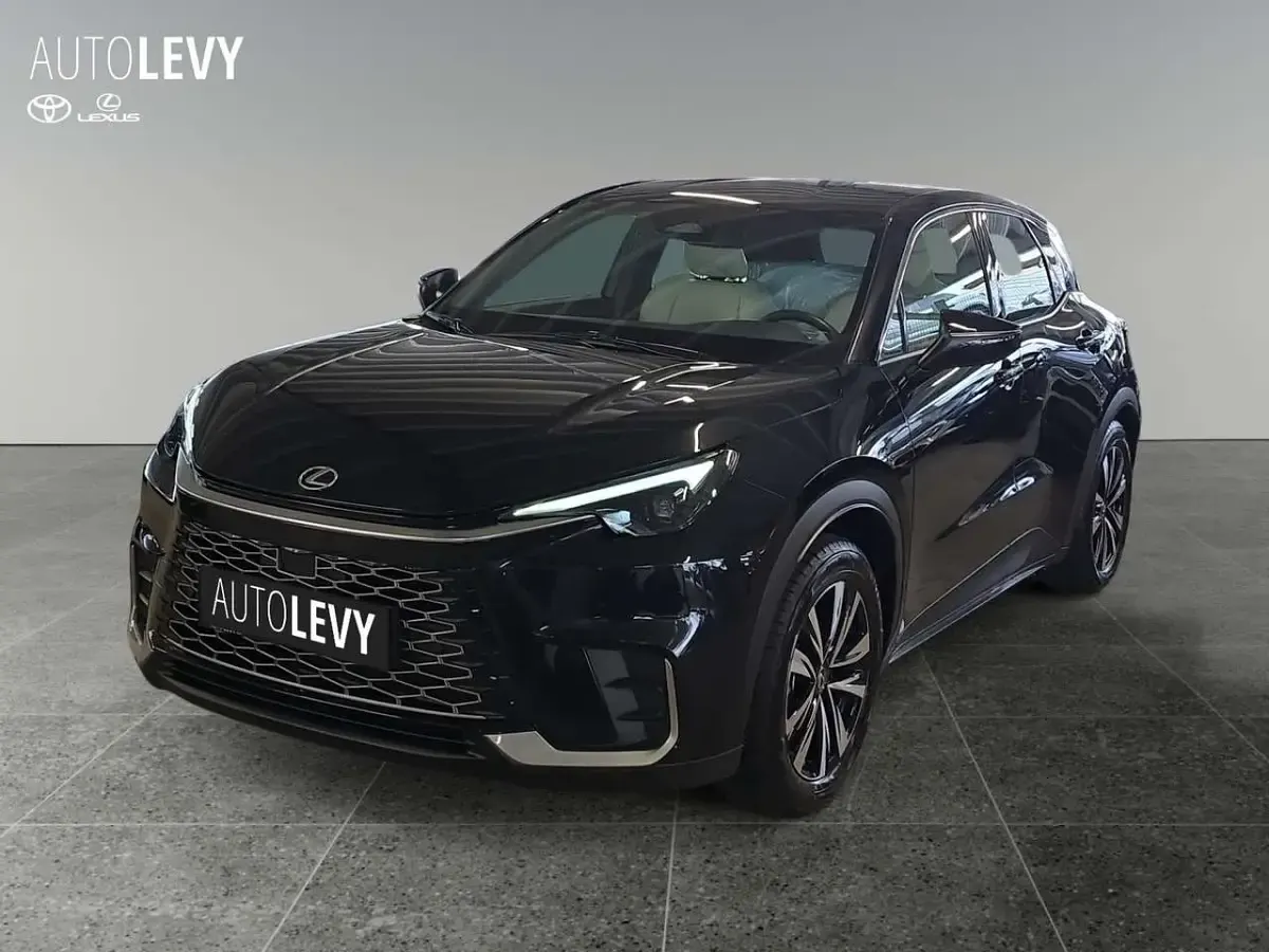 Gebraucht Lexus LBX 136 PS (100 kW) 2024 Schwarz SUV