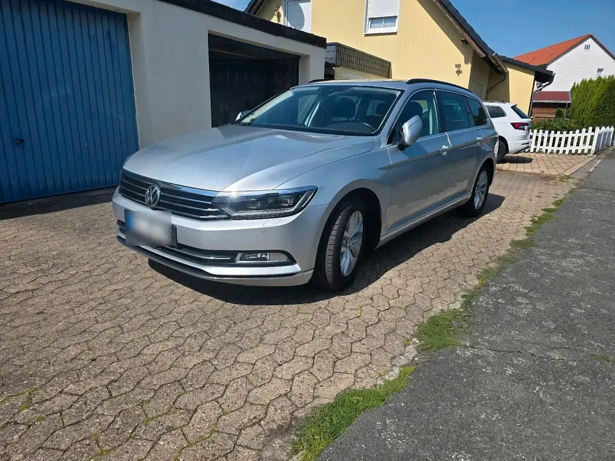 Gebraucht VW Passat 190 PS (139 kW) 2018 Silber Kombi