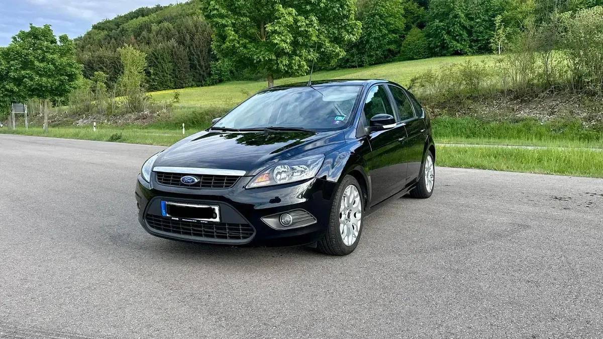 Gebraucht Ford Focus Sport 101 PS (74 kW) 2010 Schwarz Limousine