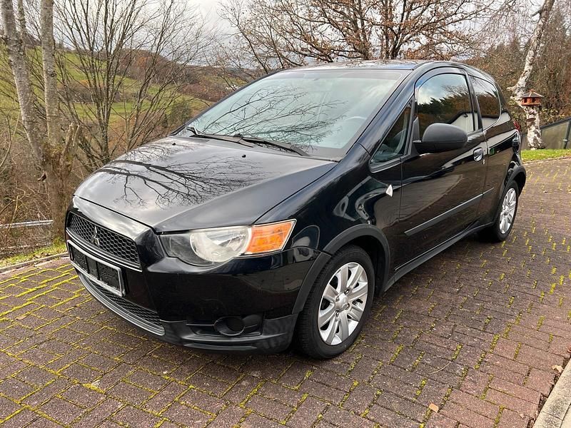 Schwarz Gebraucht 2010 Mitsubishi Colt Edition Kleinwagen | 2.990 € (Guter Preis) - Bild 1/4