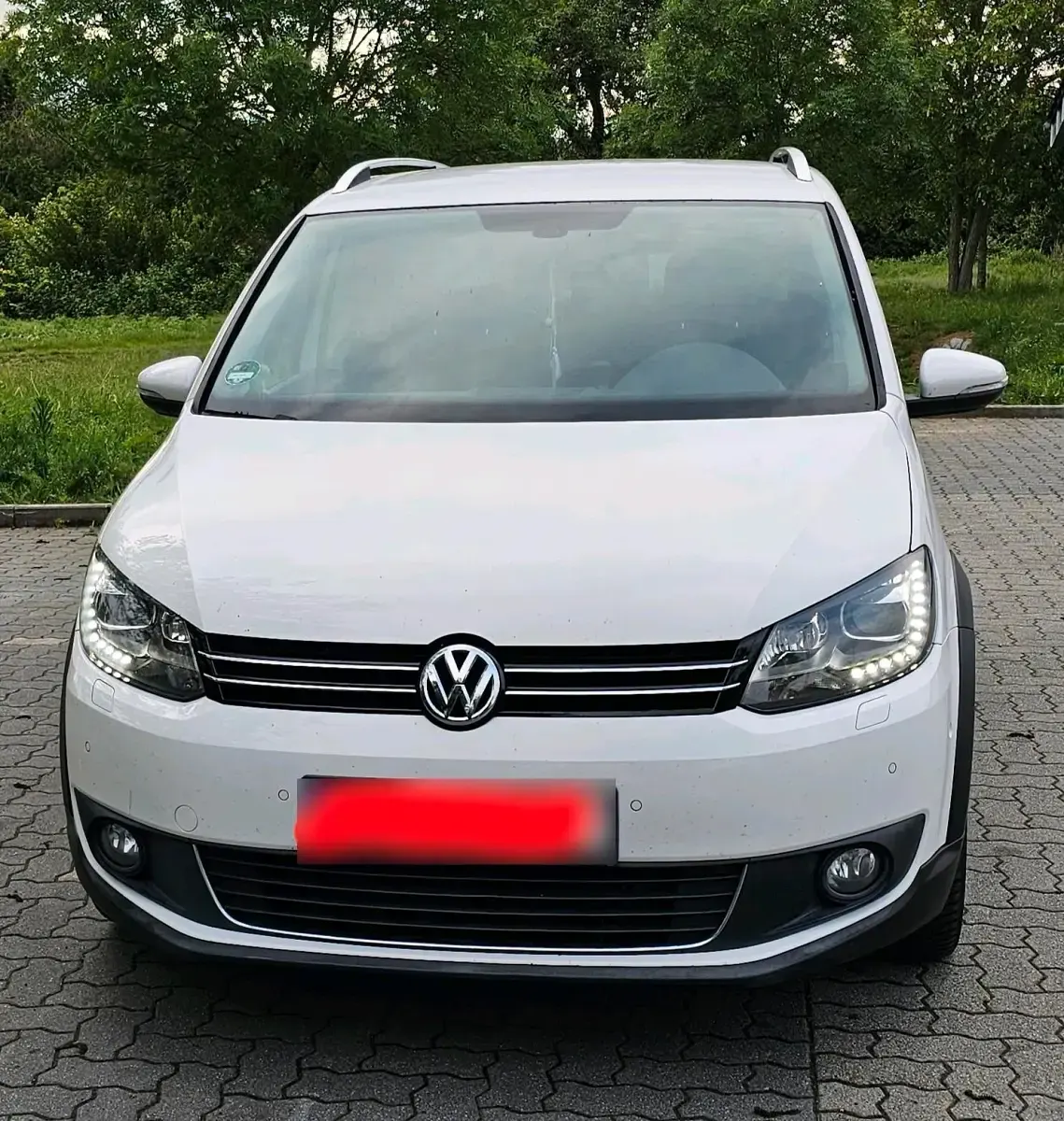 Gebraucht VW Touran Cross 140 PS (102 kW) 2013 Weiß Van / Kleinbus