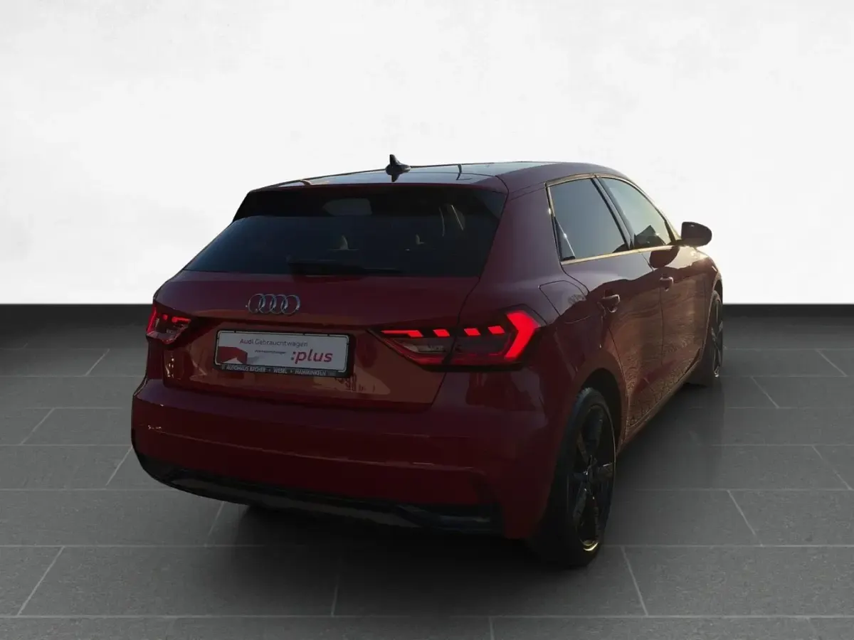 Gebraucht Audi A1 Sportback Advanced Plus 116 PS (85 kW) 2025 Progressivrot metallic Kleinwagen