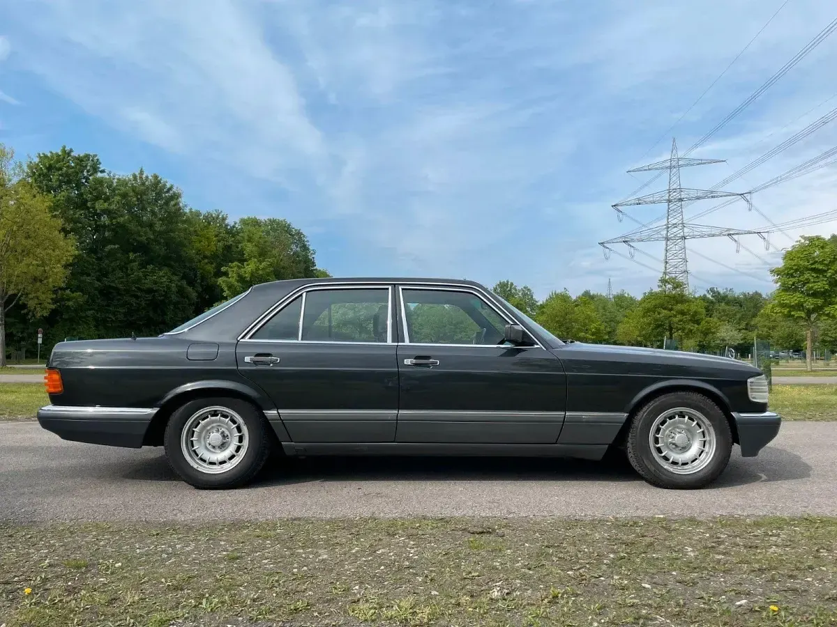 Gebraucht Mercedes 300 SE 179 PS (131 kW) 1989 Blau Limousine