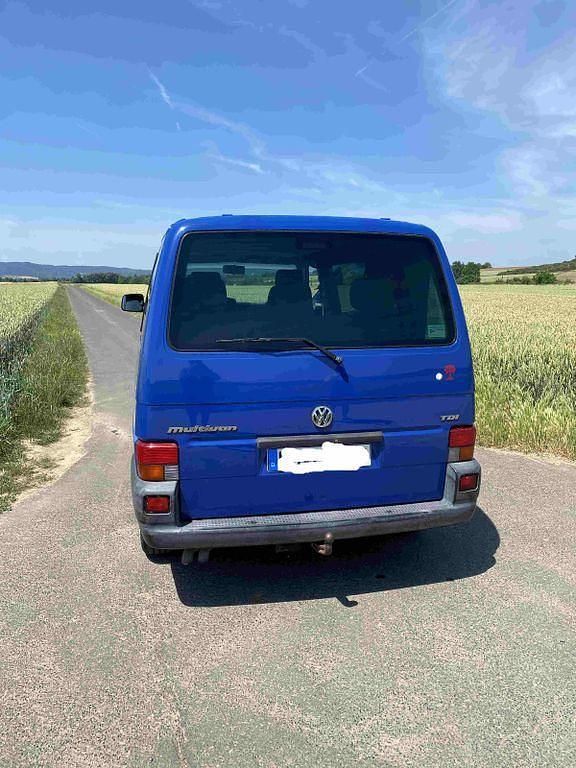 Gebraucht VW Multivan 102 PS (75 kW) 2001 Blau Van