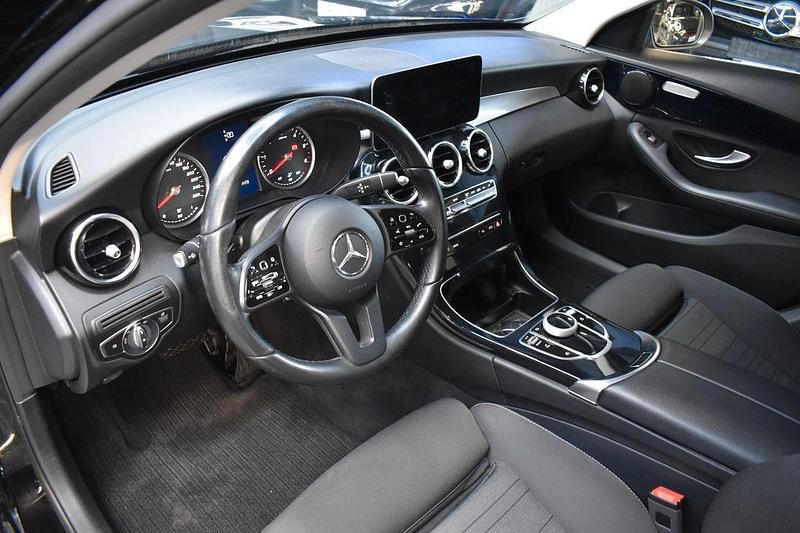 Gebraucht Mercedes C200 160 PS (117 kW) 2021 Schwarz Kombi