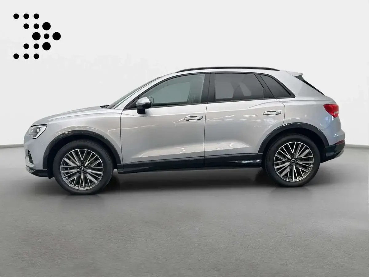 Gebraucht Audi Q3 Ambiente 245 PS (180 kW) 2025 Florettsilber metallic SUV