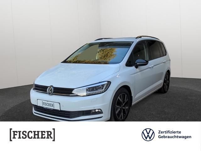 Weiss Gebraucht 2018 VW Touran Highline Van / Kleinbus | 21.440 € (Etwas zu teuer) - Bild 1/4