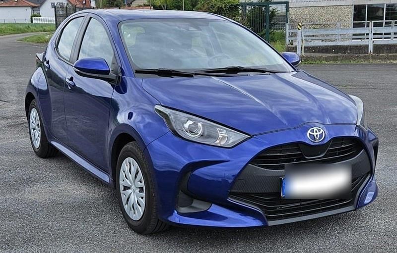 Blau Gebraucht 2021 Toyota Yaris Kleinwagen | 19.998 € (Fairer Preis) - Bild 1/4