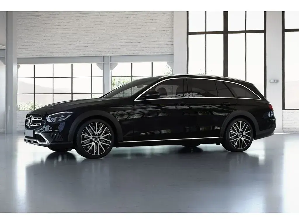 Gebraucht Mercedes E400 Avantgarde 330 PS (242 kW) 2021 Schwarz Limousine