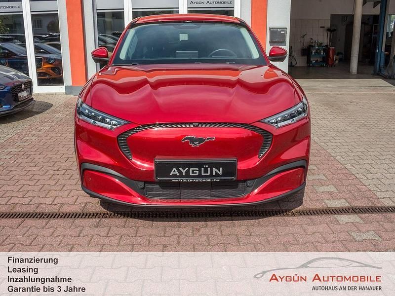 Gebraucht Ford Mustang Mach-E 197 kW (269 PS) 2021 Lucid rot SUV