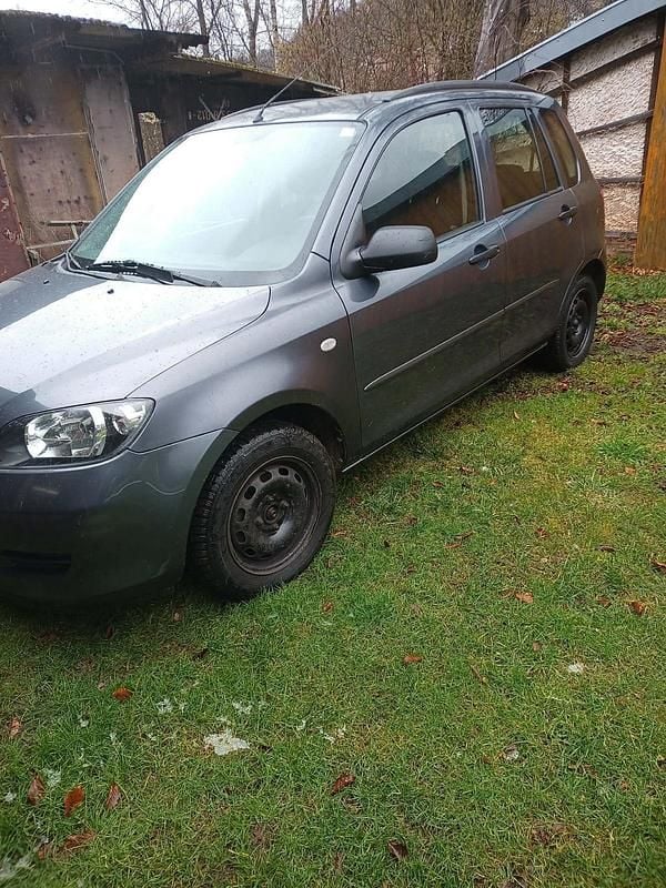 Gebraucht Mazda 2 80 PS (58 kW) 2003 Grau Kleinwagen