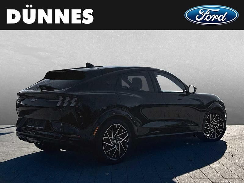 Gebraucht Ford Mustang Mach-E GT 358 kW (487 PS) 2022 Iridiumschwarz metallic SUV