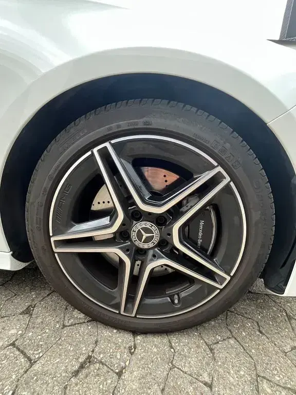 Gebraucht Mercedes A250 AMG line 224 PS (164 kW) 2024 Weiß Limousine