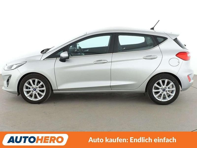Gebraucht Ford Fiesta Titanium 101 PS (74 kW) 2017 Grau Limousine
