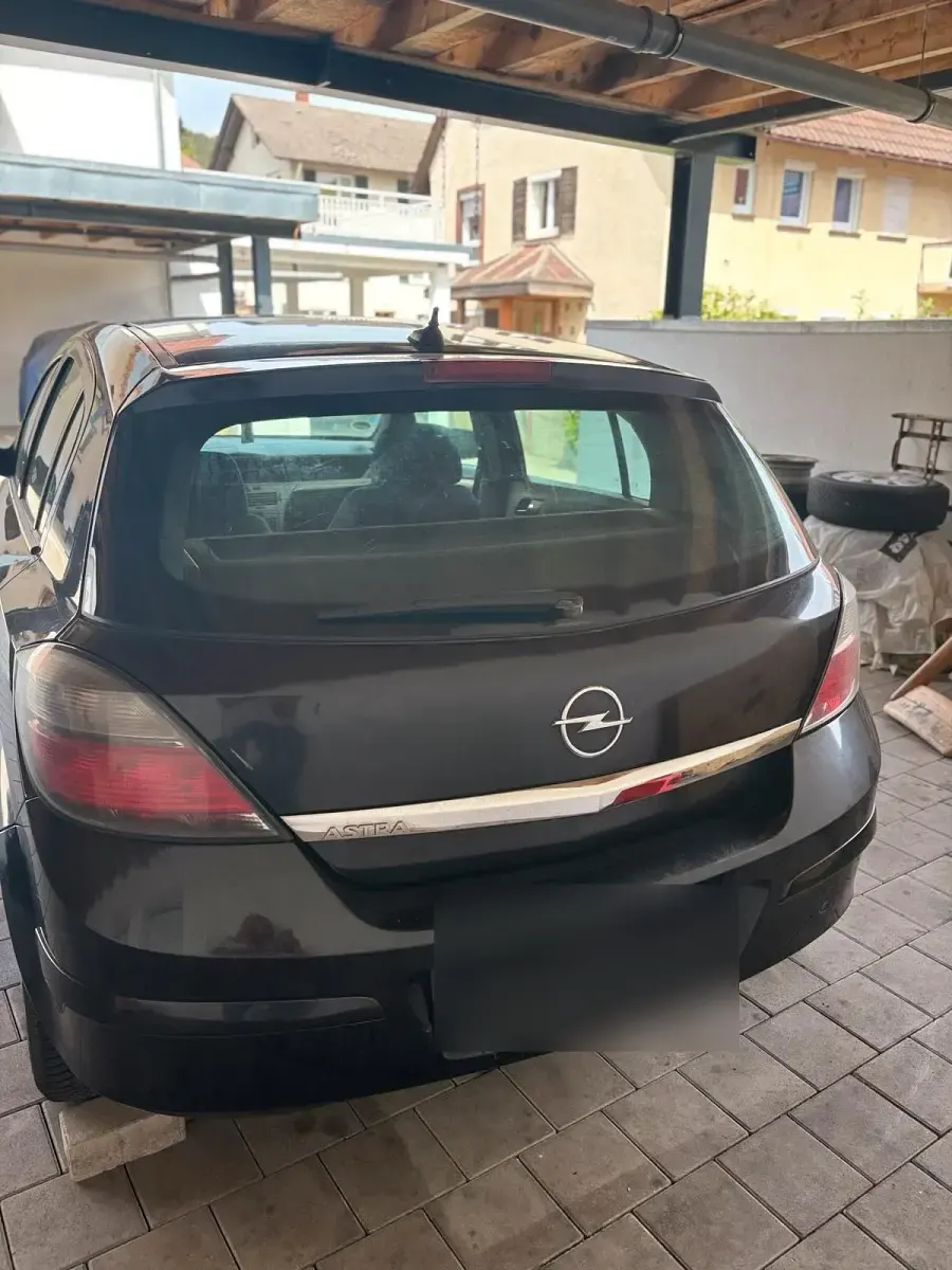 Gebraucht Opel Astra 80 PS (58 kW) 2007 Schwarz Kleinwagen