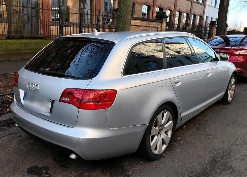 Silber Gebraucht 2007 Audi A6 Kombi | 1.850 € - Bild 1/4