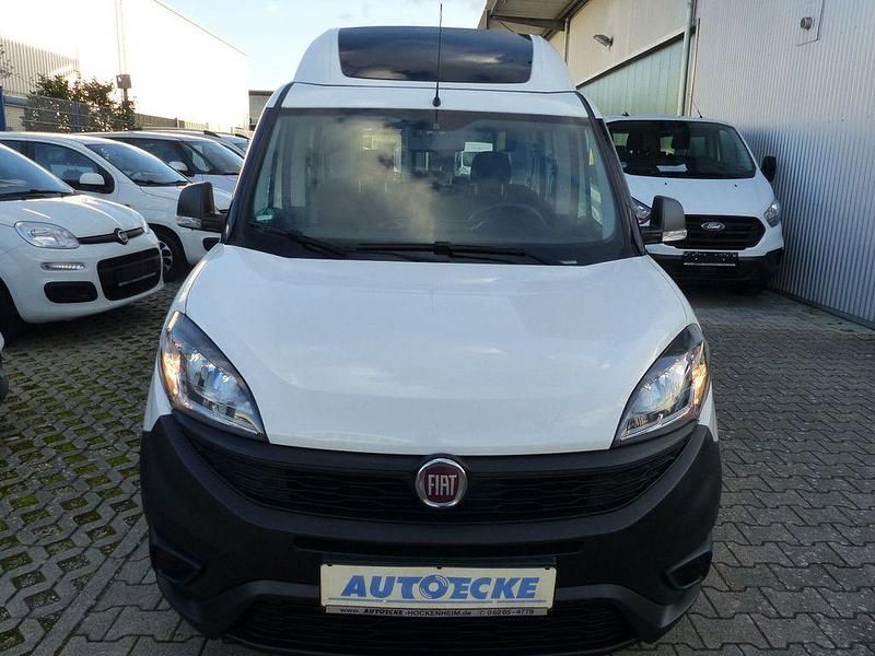 Gebraucht Fiat Doblò 95 PS (69 kW) 2019 Weiß Van / Kleinbus