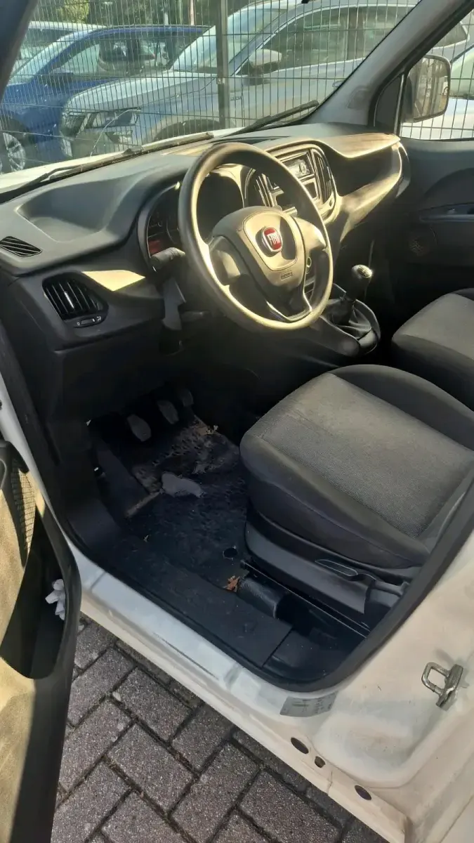 Gebraucht Fiat Doblò 85 PS (62 kW) 2019 Weiß Van / Kleinbus