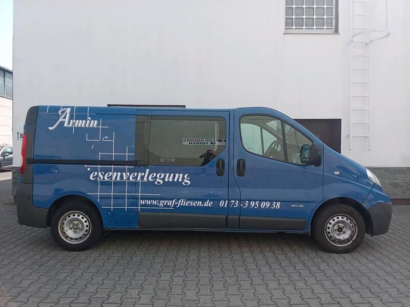 Blau Gebraucht 2009 Renault Trafic Van | 2.490 € (Superpreis) - Bild 1/4