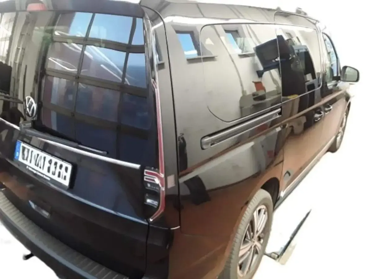 Gebraucht VW Caddy Maxi Style 114 PS (83 kW) 2022 Schwarz Van / Kleinbus