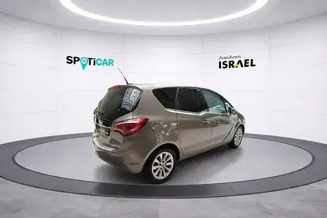 Gebraucht Opel Meriva Innovation 140 PS (102 kW) 2014 Grau Van / Kleinbus