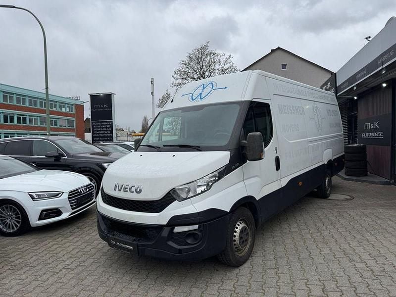 Gebraucht Iveco Daily 156 PS (114 kW) 2019 Weiß Van / Kleinbus
