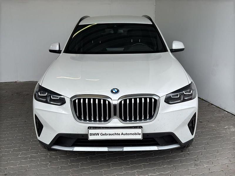 Mineralweiss met. Gebraucht 2022 BMW X3 Sport Line SUV | 32.389 € (Superpreis) - Bild 1/4