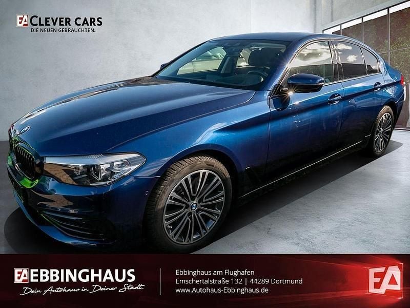 Blau Gebraucht 2018 BMW 520 Sport Line Limousine | 27.990 € (Fairer Preis) - Bild 1/4