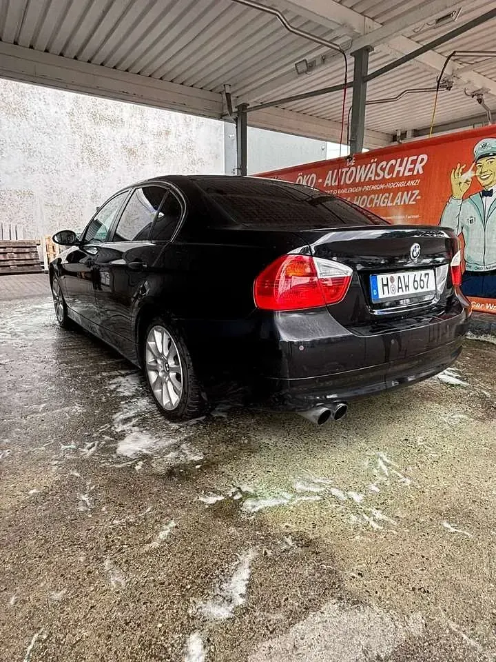 Gebraucht BMW 320 129 PS (94 kW) 2006 Limousine