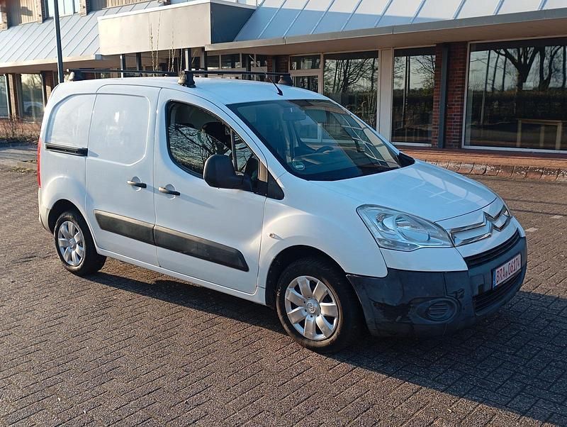 Gebraucht Citroën Berlingo 75 PS (55 kW) 2010 Weiß Van / Kleinbus