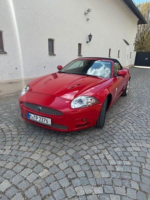 Gebraucht Jaguar XKR 416 PS (305 kW) 2007 Rot Cabrio