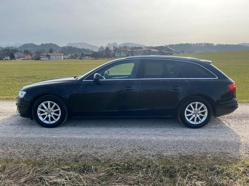 Gebraucht Audi A4 S-Line 190 PS (139 kW) 2014 Schwarz Kombi