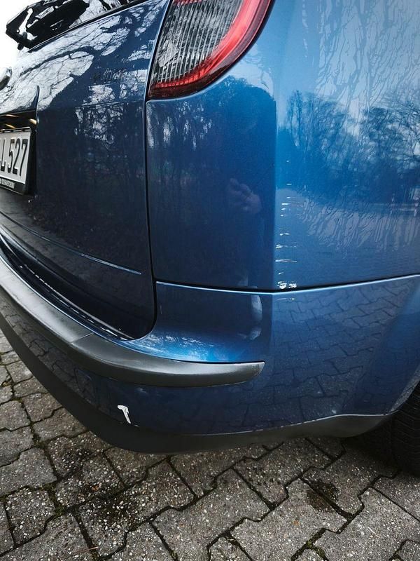 Gebraucht Ford Focus Style 101 PS (74 kW) 2008 Blau Kombi