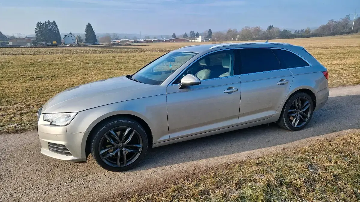 Gebraucht Audi A4 150 PS (110 kW) 2016 Grau Kombi