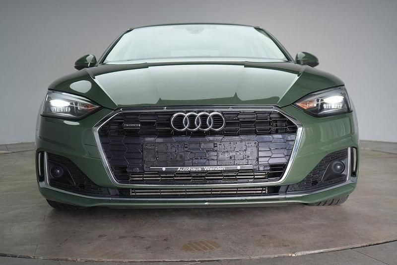 Gebraucht Audi A5 Advanced 265 PS (194 kW) 2022 District green Coupé